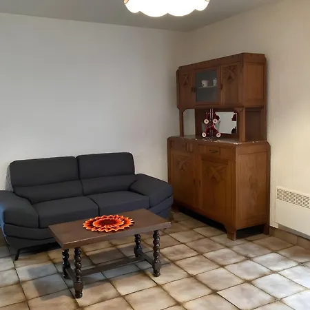 بيت للعطل Maison Mitoyenne Avec Jardin شامبون-سورلاك